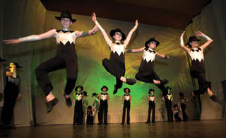 Plesni klub Balans u samoborskoj kino dvorani odrao svoju 5. plesnu produkciju 