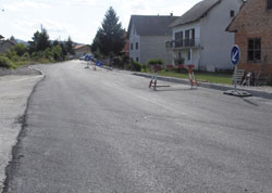 U tijeku je polaganje novog asfalta na dvije frekventne prometnice