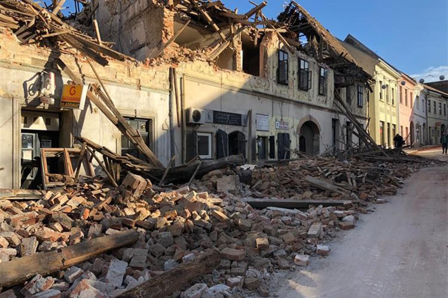 Javni poziv za financiranje trokova sanacije teta i obnove zgrada javne namjene oteenih potresom na podruju Zagrebake upanije