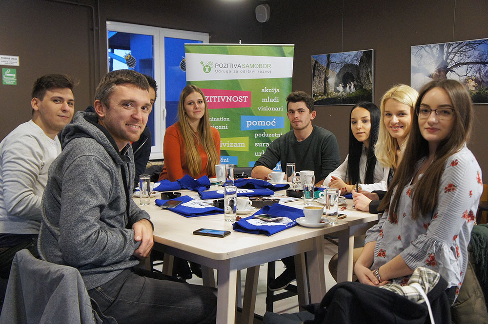 Aktivnosti Udruge Pozitiva Samobor u svrhu poticaja ukljuivanja mladih u programe EU
