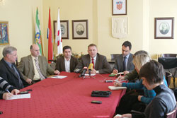 Na tiskovnoj konferenciji gradonačelnik Krešo Beljak govorio o smjenama u Komunalcu, približavanju građanima i ostalim gradskim aktualnostima
