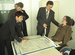 Potpisivanjem Povelje gradonaelnika o pristupanosti javnih prostora osobama s invaliditetom obiljeen je Meunarodni dan ljudskih prava