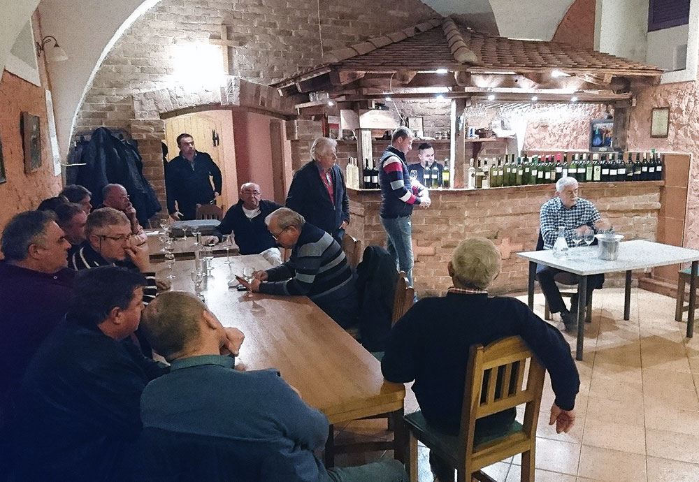 Kuanje mladih vina postaje stalna aktivnost Samoborske vinogradarsko vinarske udruge