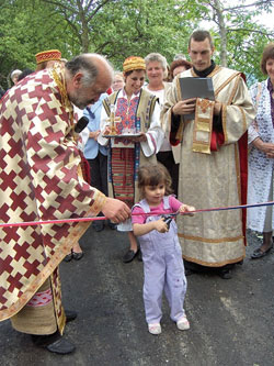U novoobnovljenoj kapeli u Kravljaku proslavljen blagdan Presvete Trojice 