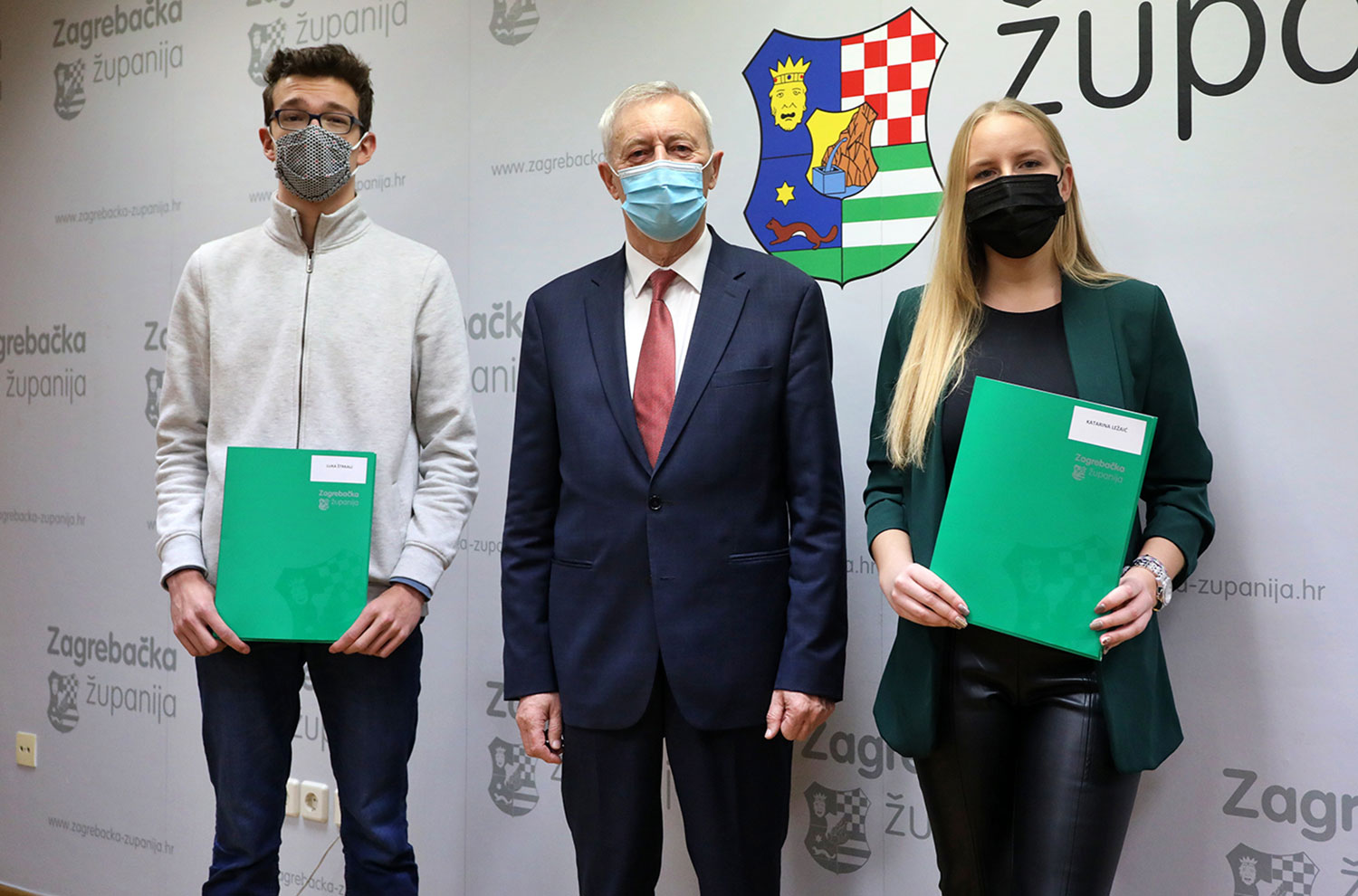 Zagrebačka županija stipendira 208 učenika i studenata