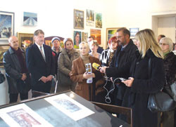 Otvorena galerija okupila ak 50-ak samoborskih autora na adventskoj izlobi