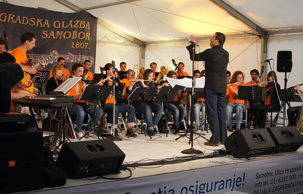 Velikim koncertom na Trgu kralja Tomislava u nedjelju okončan 7. Jazz festival Samobor
