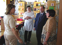 Samoborsku knjižnicu posjetili predstavnici američke ambasade