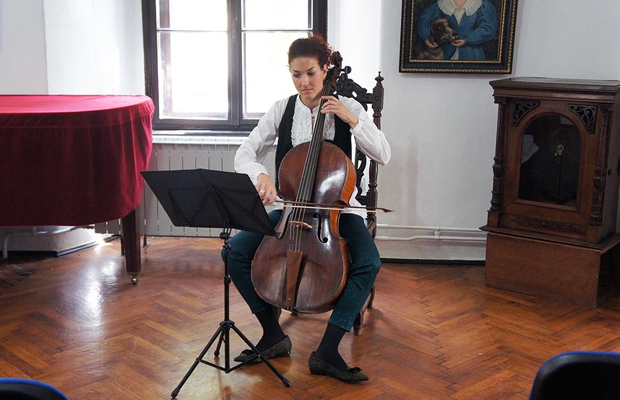 Koncert violonelistice Mie Grubii u Samoborskom muzeju