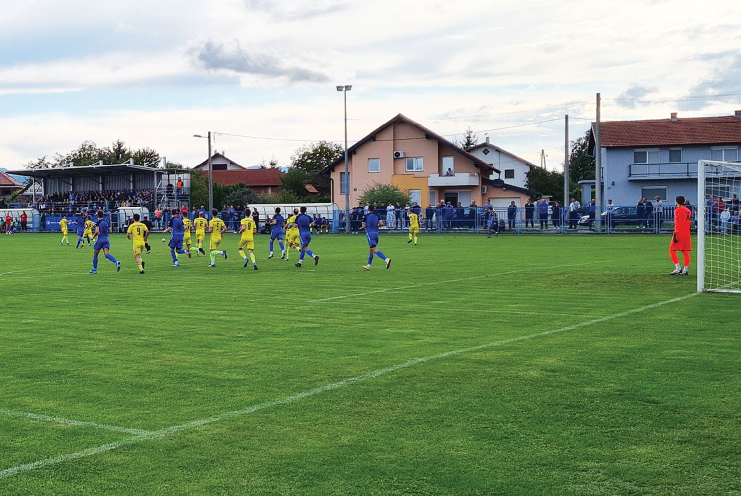 4. nogometna liga središte Zagreb – B - 1. kolo
Sava Strmec – Samobor 2:1 (0:1)