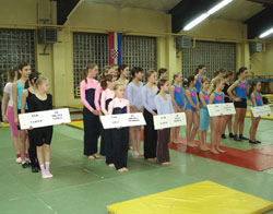 KOLSKI SPORT - Natjecanje u gimnastici za djevojice osnovnih kola