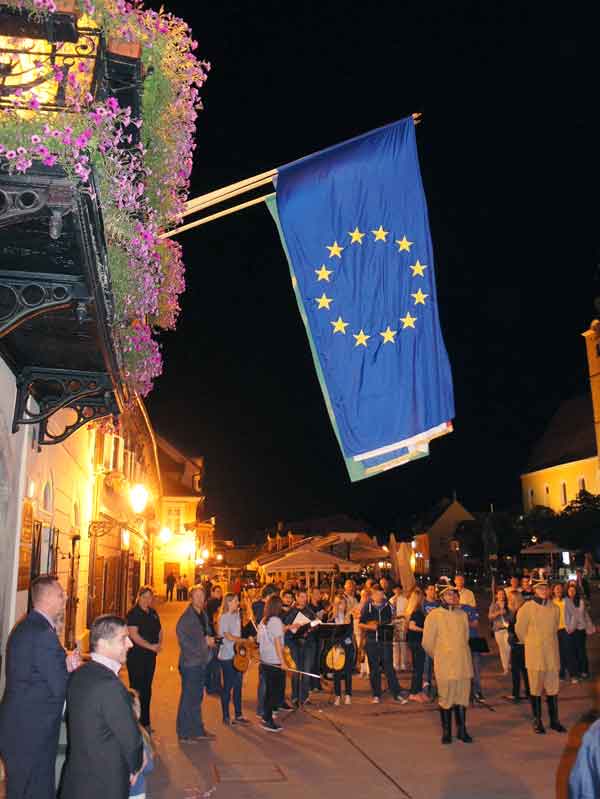 U Samoboru se svečano zavijorila zastava Europske Unije