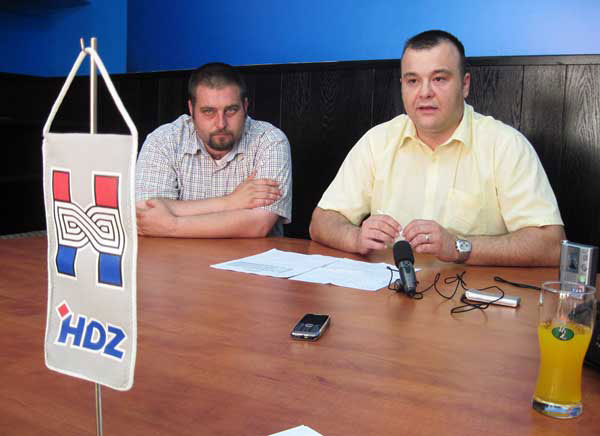 Gradski odbor samoborskog HDZ-a na pressici komentirao aktualne dogaaje u gradu
