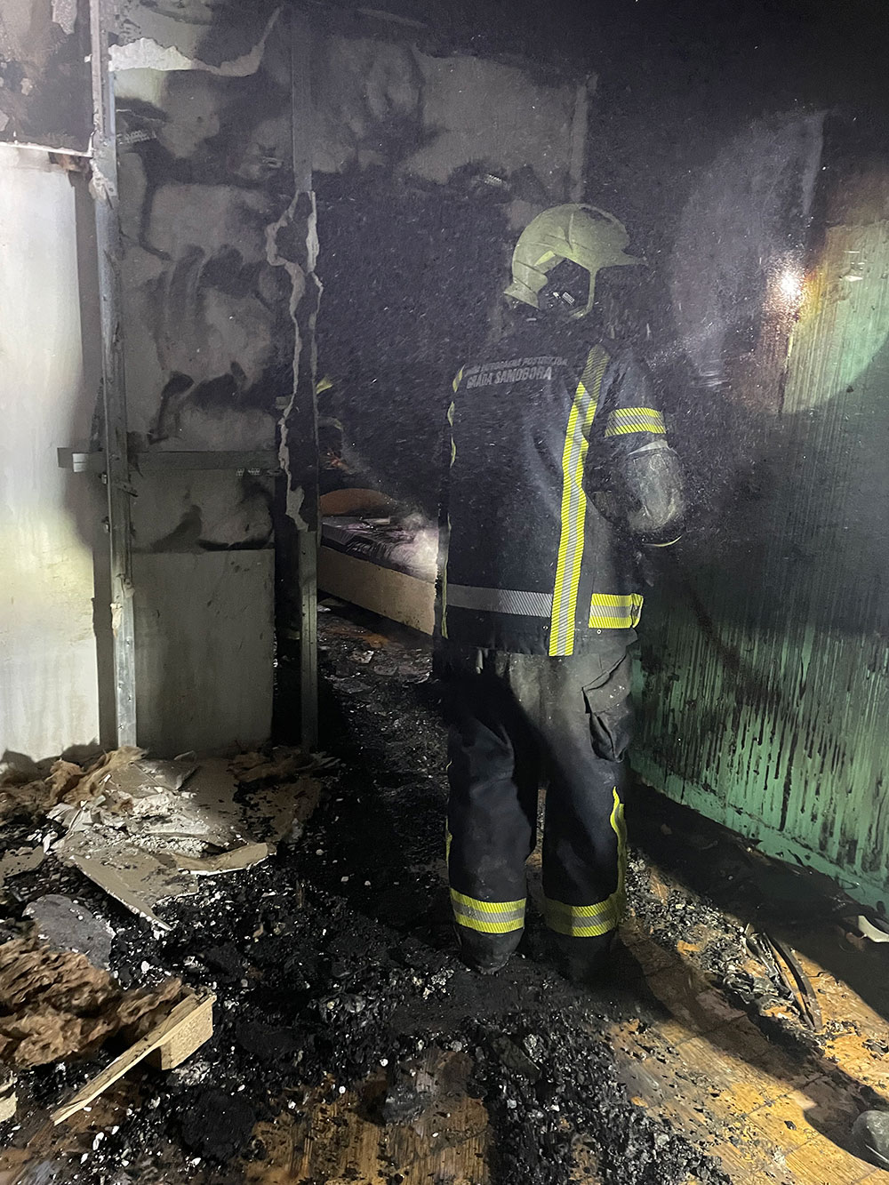 Samoborski vatrogasci gasili požar kuće u Kladju